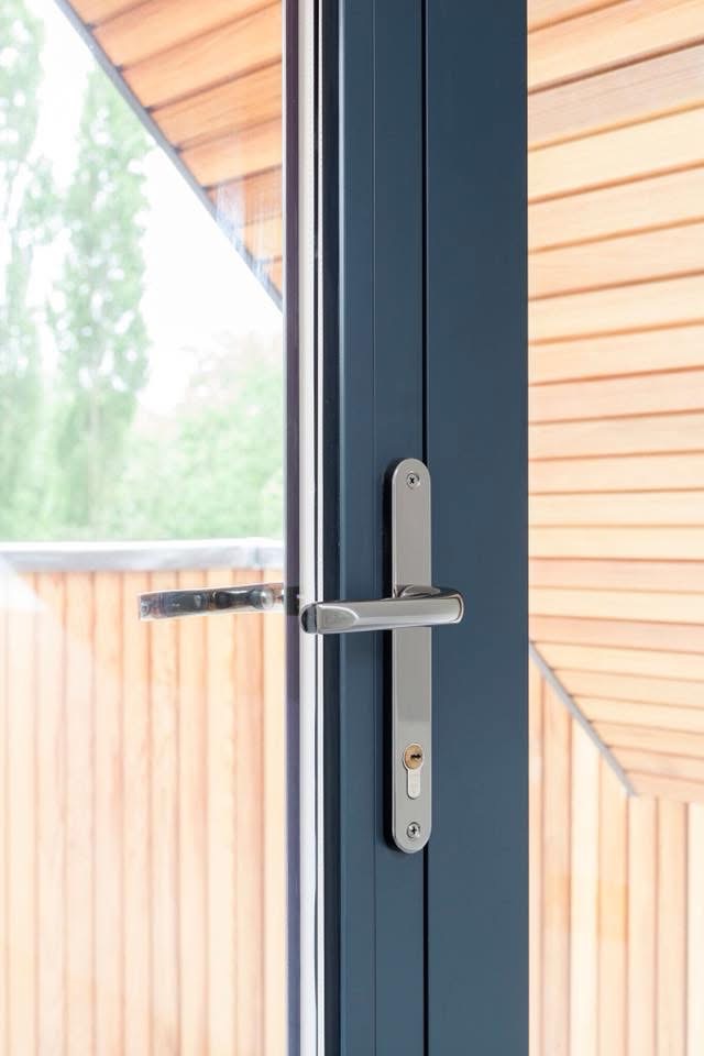 Altex Double Glazing Doctor
